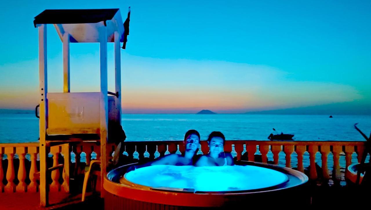 Hotel Resort Rocca Di Vadaro 카포바티카노 외부 사진