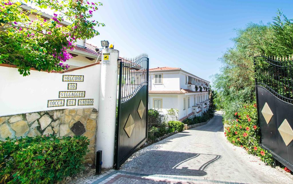 Hotel Resort Rocca Di Vadaro 카포바티카노 외부 사진