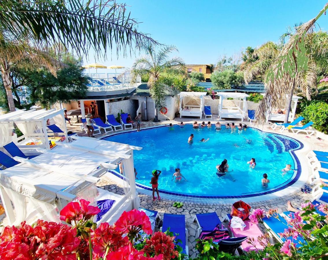 Hotel Resort Rocca Di Vadaro 카포바티카노 외부 사진