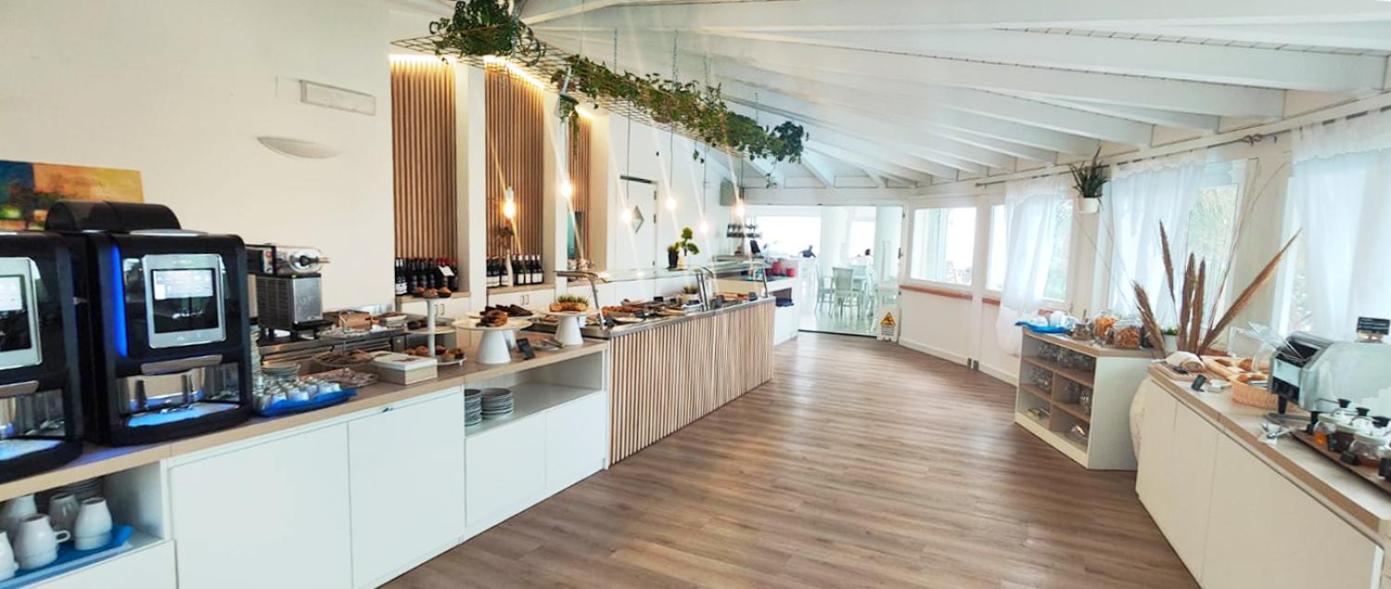 Hotel Resort Rocca Di Vadaro 카포바티카노 외부 사진