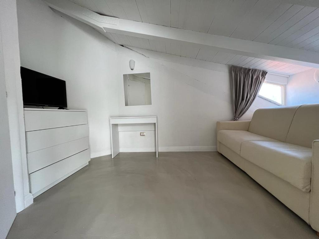 Hotel Resort Rocca Di Vadaro 카포바티카노 외부 사진