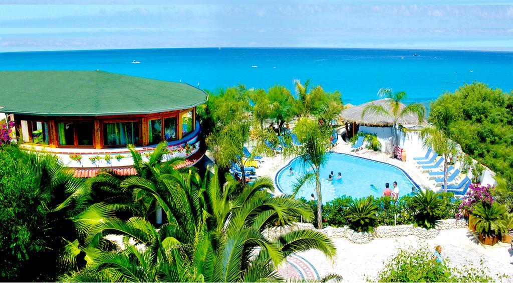 Hotel Resort Rocca Di Vadaro 카포바티카노 외부 사진