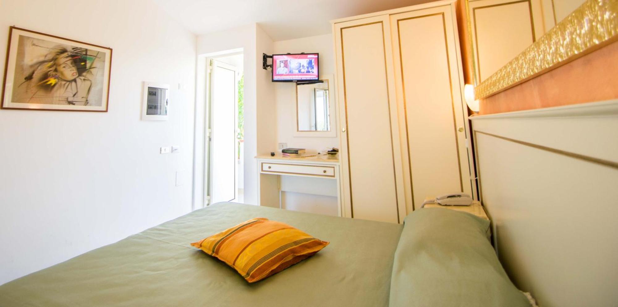 Hotel Resort Rocca Di Vadaro 카포바티카노 객실 사진