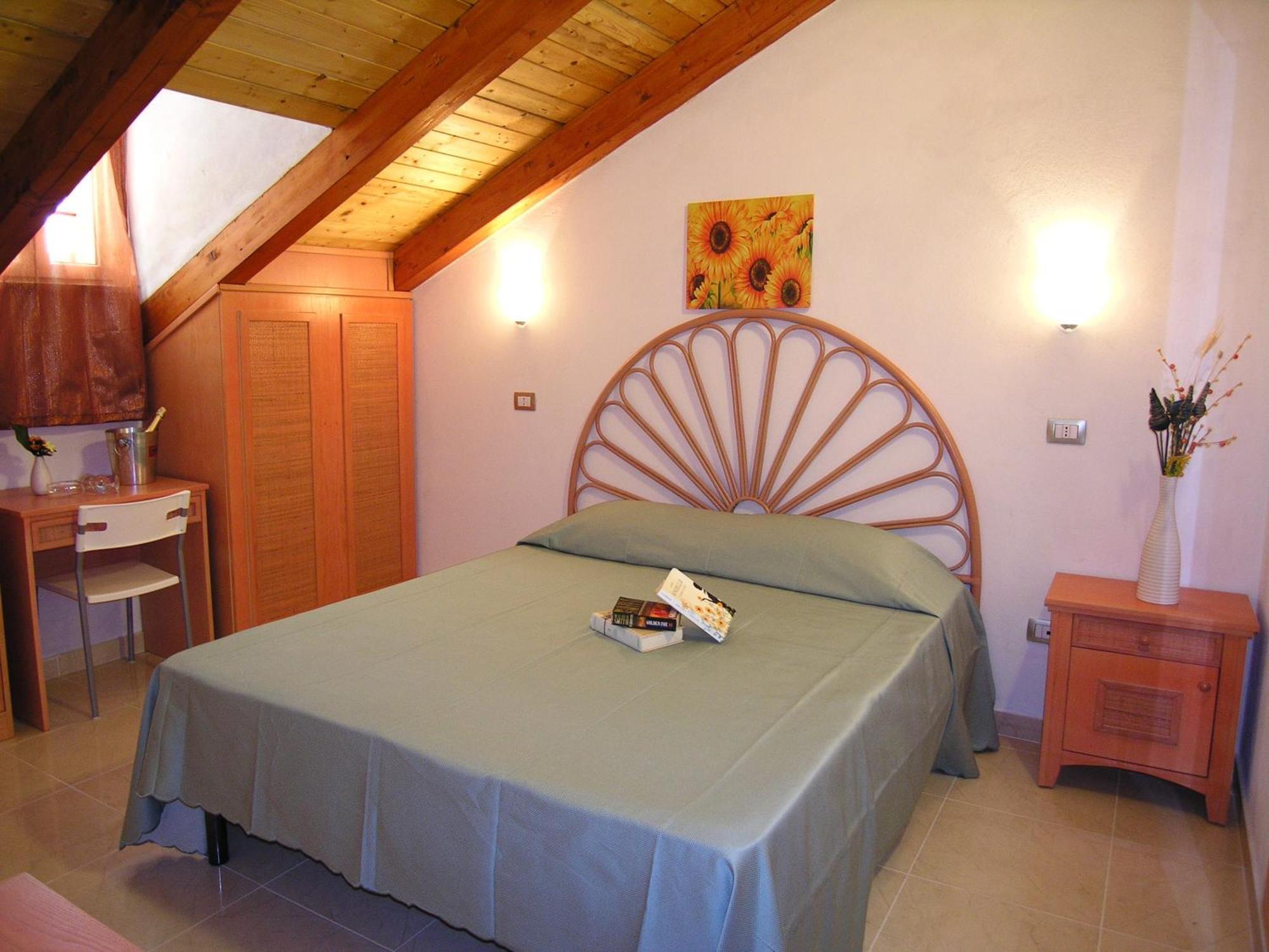 Hotel Resort Rocca Di Vadaro 카포바티카노 객실 사진